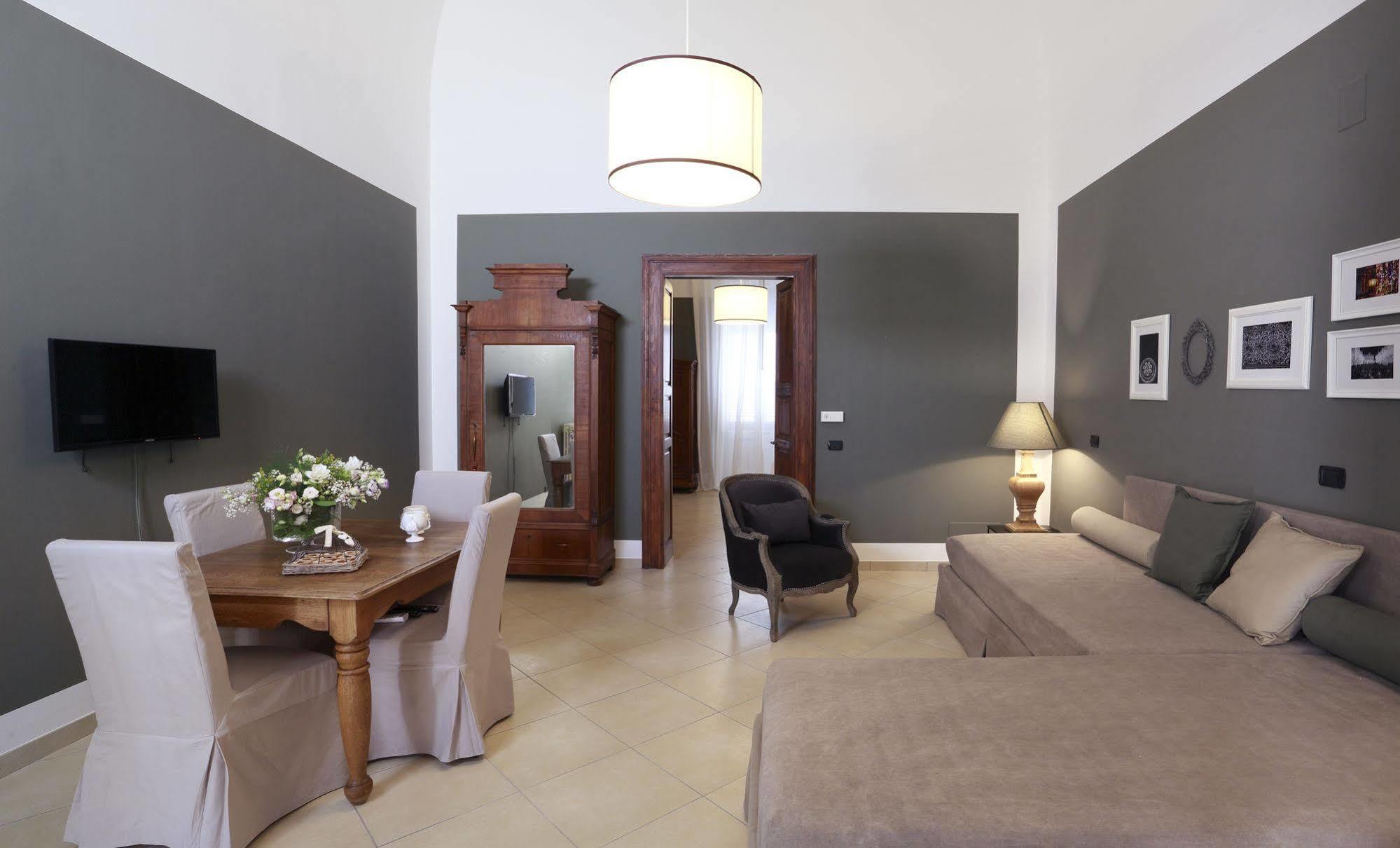 Santa Marta Suites & Apartments Lecce Dış mekan fotoğraf