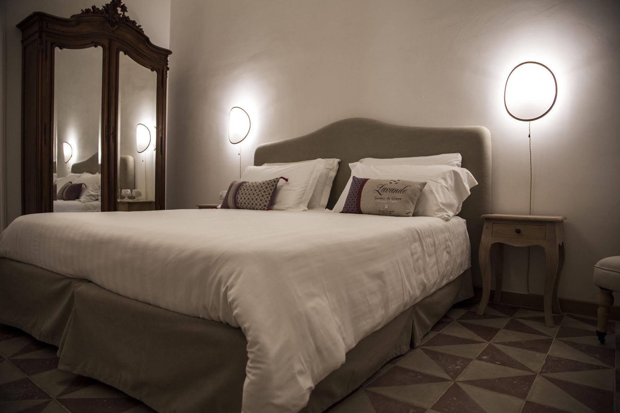 Santa Marta Suites & Apartments Lecce Dış mekan fotoğraf