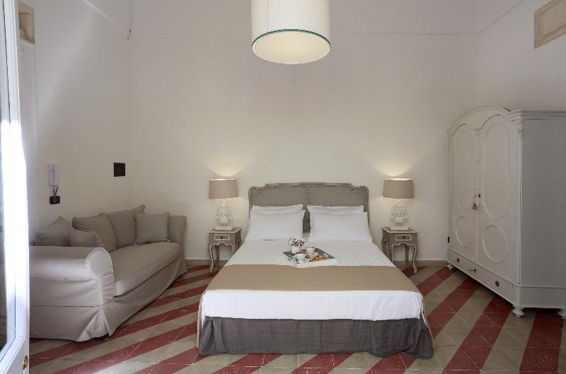 Santa Marta Suites & Apartments Lecce Dış mekan fotoğraf
