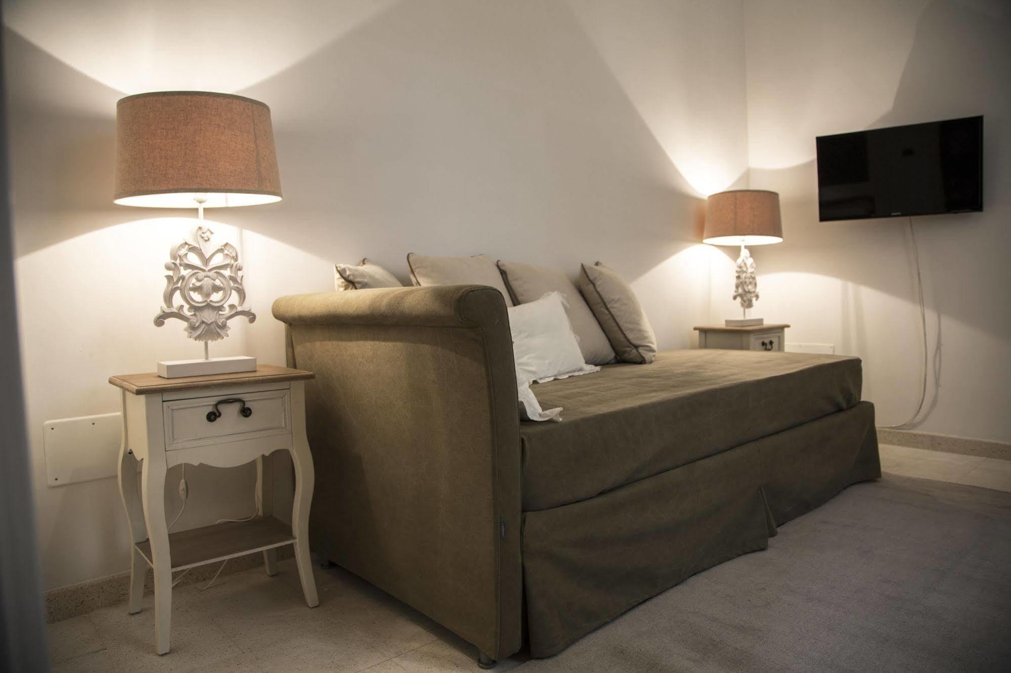 Santa Marta Suites & Apartments Lecce Dış mekan fotoğraf